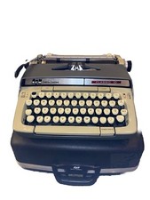 Vintage Smith Corona Classic 10 Manuel Typewriter with Hard Shell Case READ thumbnail