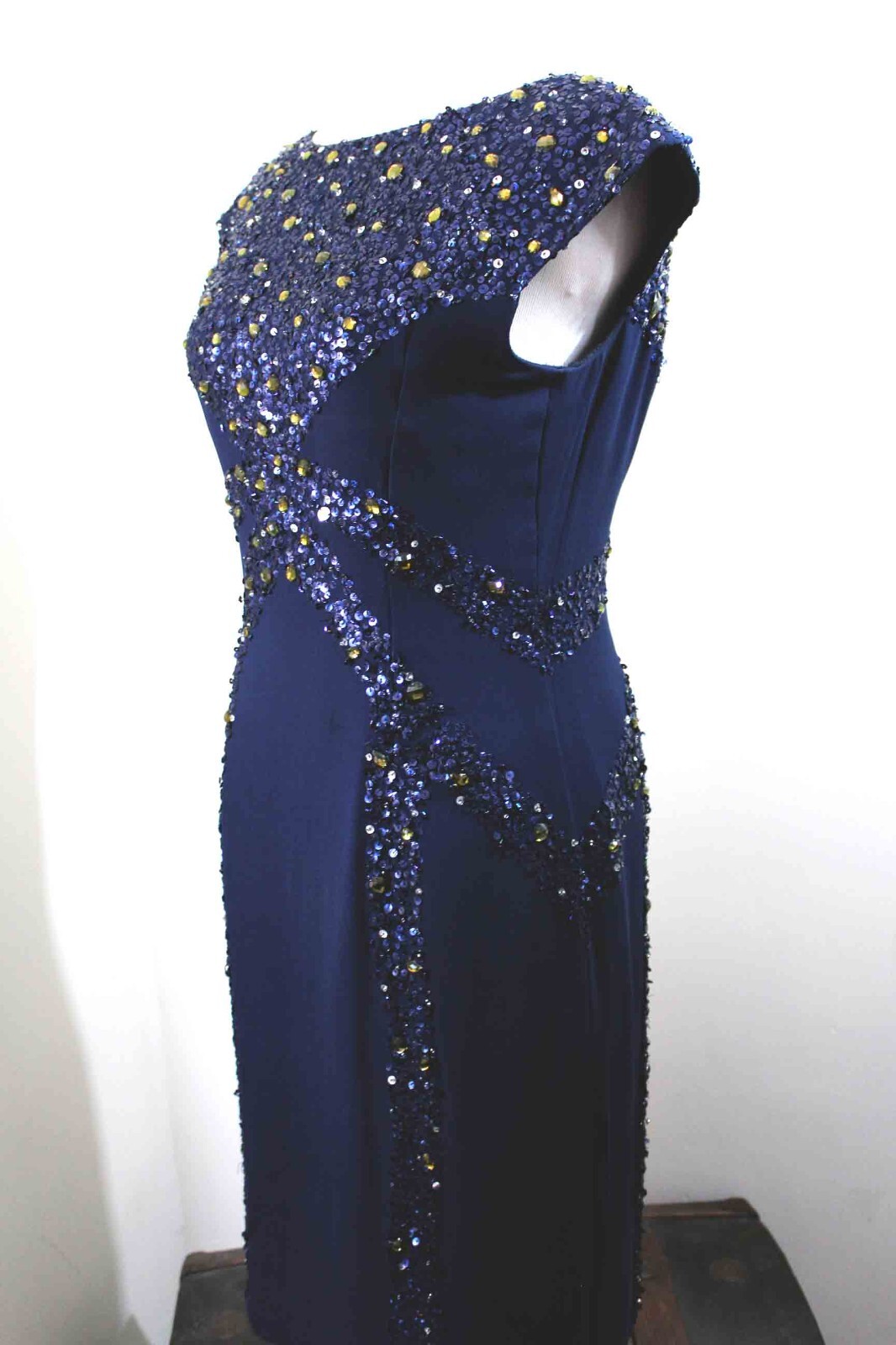 Basix Black Label Deep V Sequins Rhinestones Jewe… - image 4