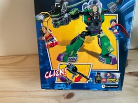 LEGO 6862 Superman with Lex Luther and Wonder Woman Comic Book included