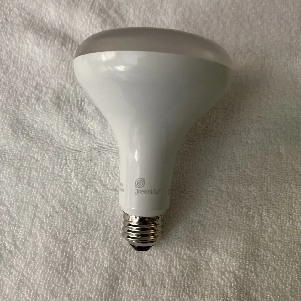 Greenlite BR30 LED Floodlight Bulbs 4-Pack – 65W Equivalent 3000K Dimmable - Image 3 of 4