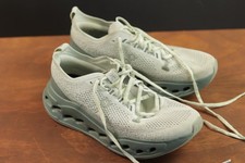 On Cloud Mens Size 10 Cloud Surfer Max