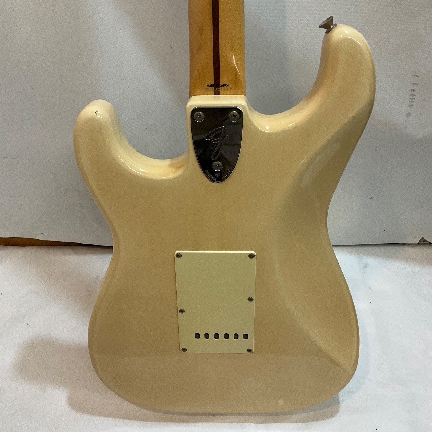 Electric Guitar Fender Japan CST50-55 Stratocaster 1984-1987 with