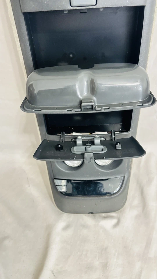 1998-2005 Chevrolet Blazer GMC Jimmy Long Overhead Console Dome Light OEM - Image 3 of 4