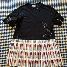 Prada Milano Lipstick Print Pleated Hem Dress Size M Made in Italy