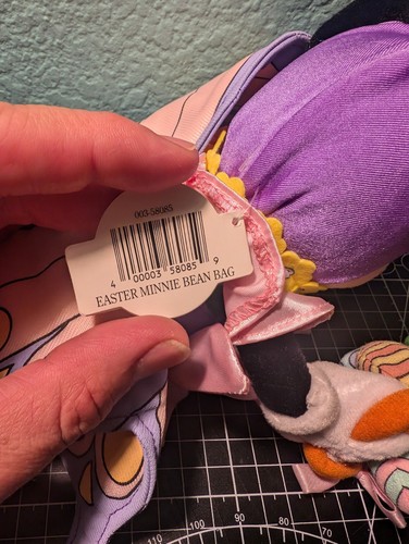 Disney Vintage Minnie Mouse Butterfly Easter Basket Bean Bag Plush New With Tags - Imagen 3 de 6