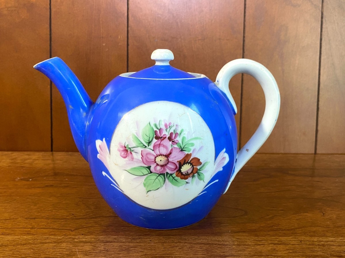 c1890's Gardner Imperial Russian HandPainted Porcelain Teapot