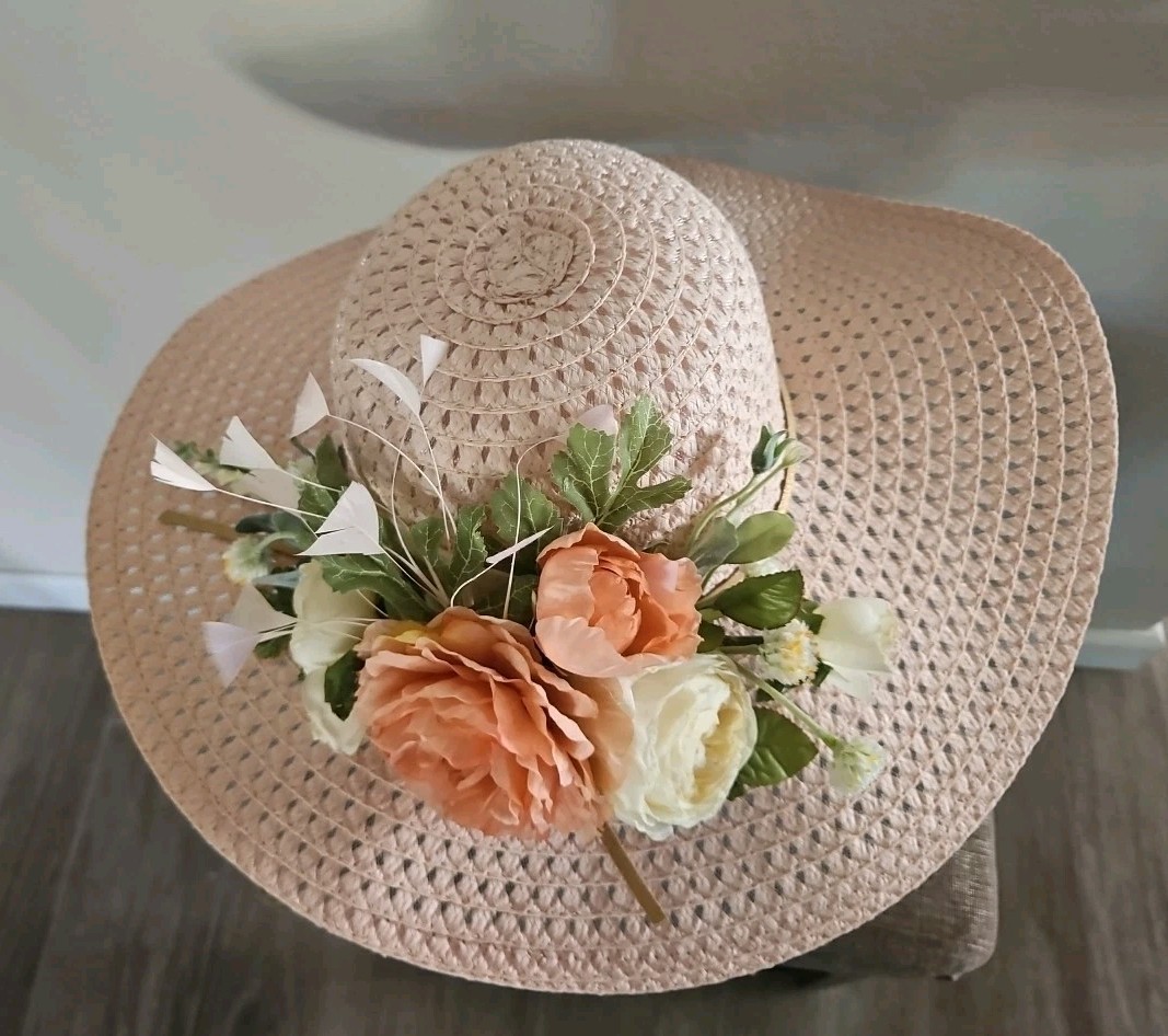 Gorgeous Custom Kentucky Derby Hat Peach Coral Ivory Flower  display picture 3