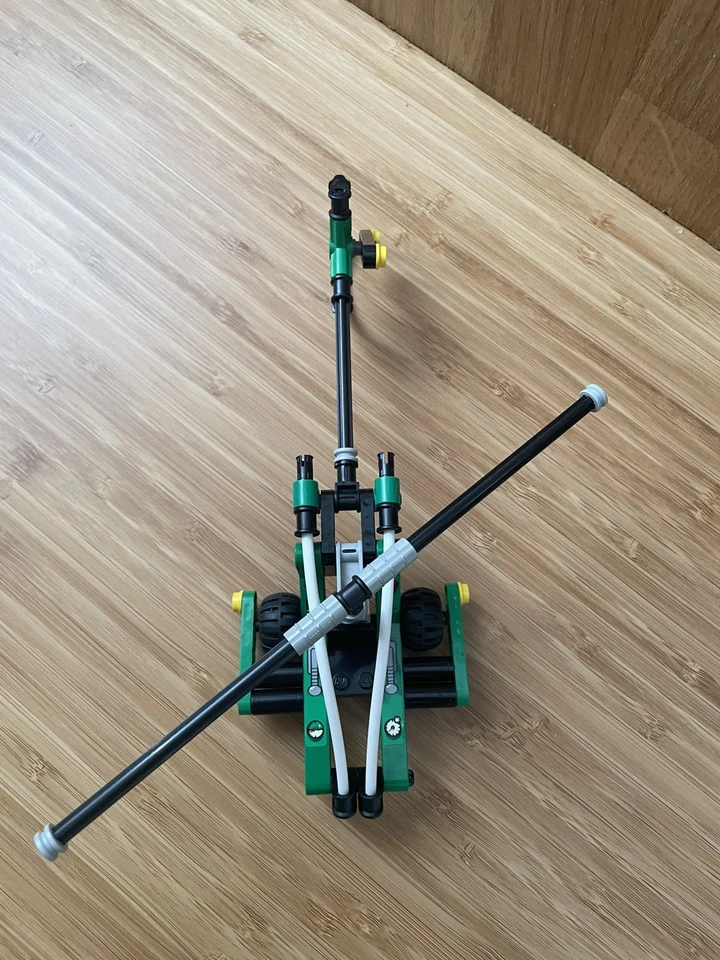 LEGO Technic 8217 The Wasp, photo 3 of 5