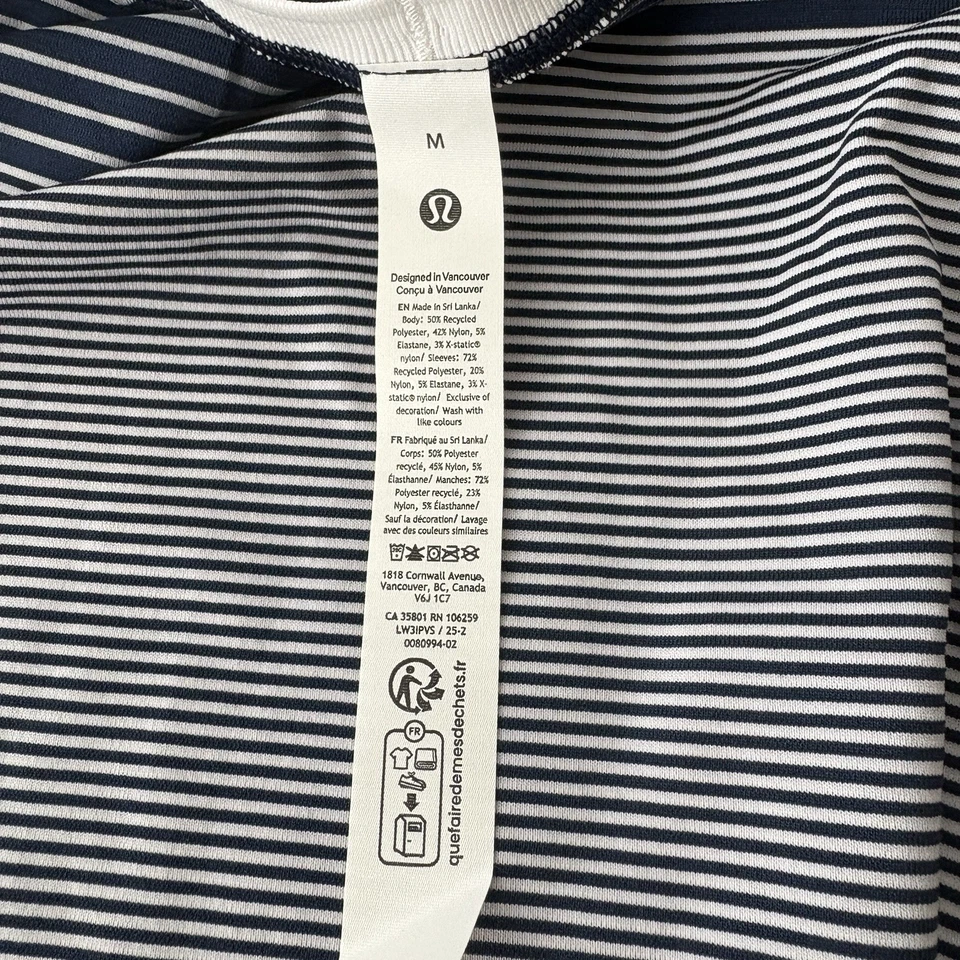 Camisa de manga larga Lululemon para mujer talla mediana azul marino blanco a rayas suave elástica Foto 4 de 4