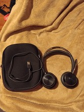 headset poly voyager focus 2