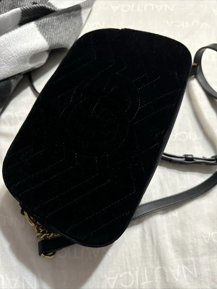 Bolso Bandolera GUCCI GG Marmont Matelasse Negro Terciopelo Pequeño Cámara Hombro Foto 3 de 4