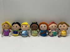 BRAND NEW HALLMARK DISNEY ITTY BITTYS SET OF 7 PRINCESS LOT ARIEL BELLE TIANA