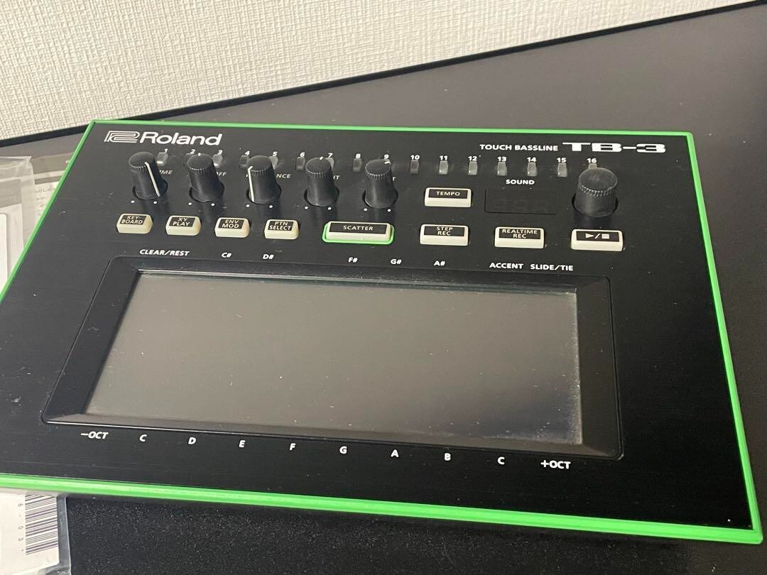 DTM・DAW Roland TB-3 AIRA Series Touch Bassline Roland TB-3 Touch Bassline Overview | Full Compass - YouTube