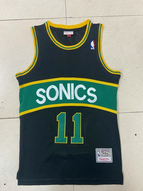 detlef schrempf shirt