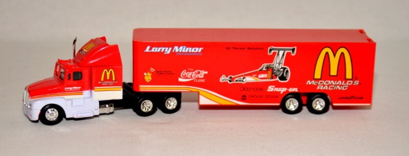 Racing Champions - McDonalds Racing Team Transporter - Larry Minor