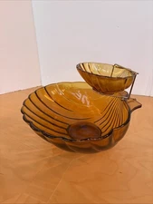 Vintage Chip Dip Bowl Set Seashell Heavy Amber Gold Glass