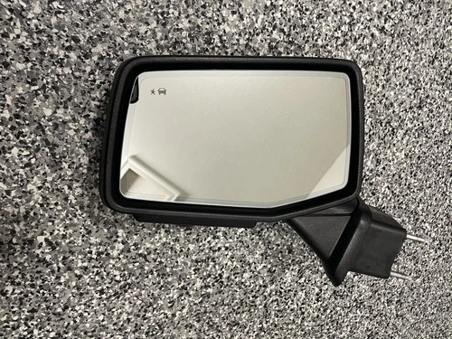 2019-2022 Chevy Silverado 1500 Left Driver Side Signal Door Mirror OEM Camera