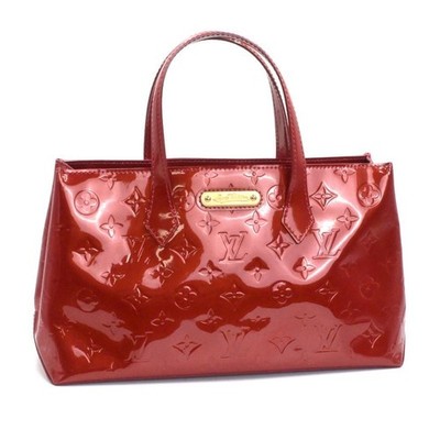 Louis Vuitton Wilshire PM Monogram Vernis Pomme Amour Handbag M93642