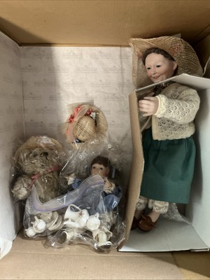 ''And Teddy Makes Three'' Collector Dolls, Yolanda Bello, Ashton-Drake, 1996