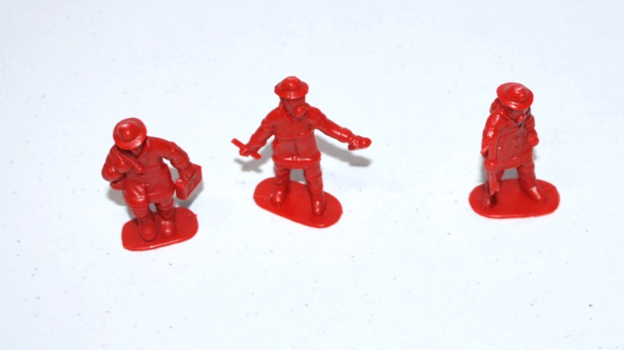 Lot of 18 Red Plastic Firefighters Fireman Mini Toy Action Figures