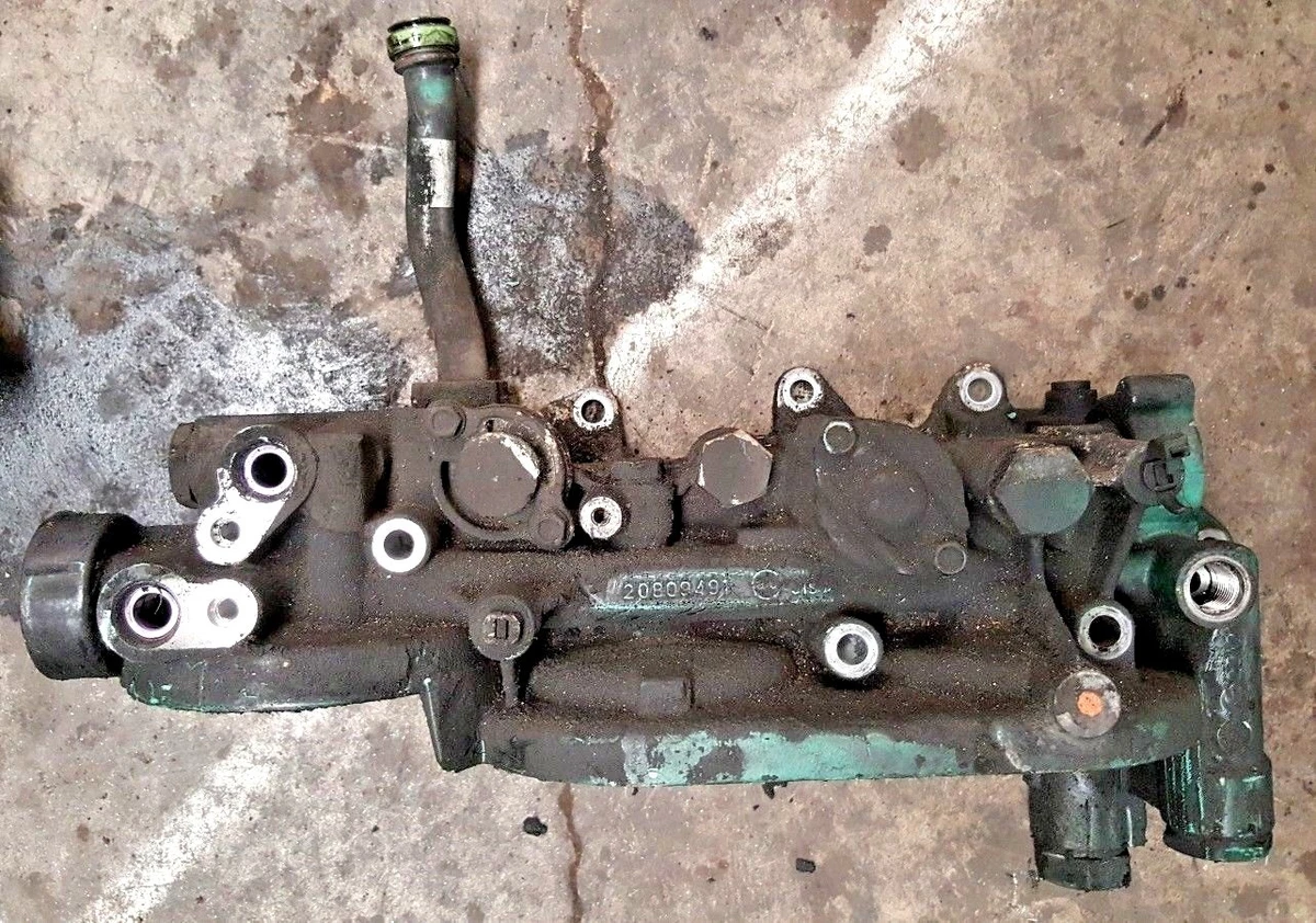 22108170 Genuine Volvo Oil Filter Housing For D13 —, 52 OFF