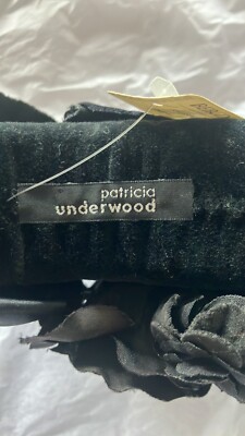 NEW! Patricia Underwood Black Velvet Headband from Bergdorf  display picture 3