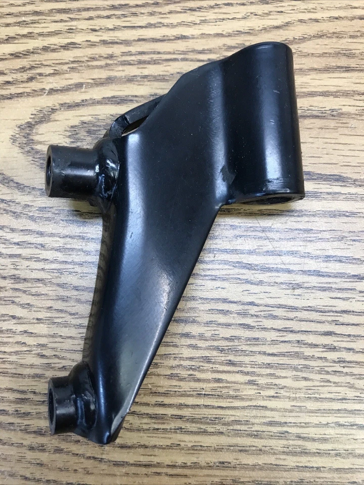 HONDA SHADOW VLX VT600 1988-2007, SUSPENSIÓN MOTOR TRASERO PARTE # 50178-MR1-000 Foto 2 de 4