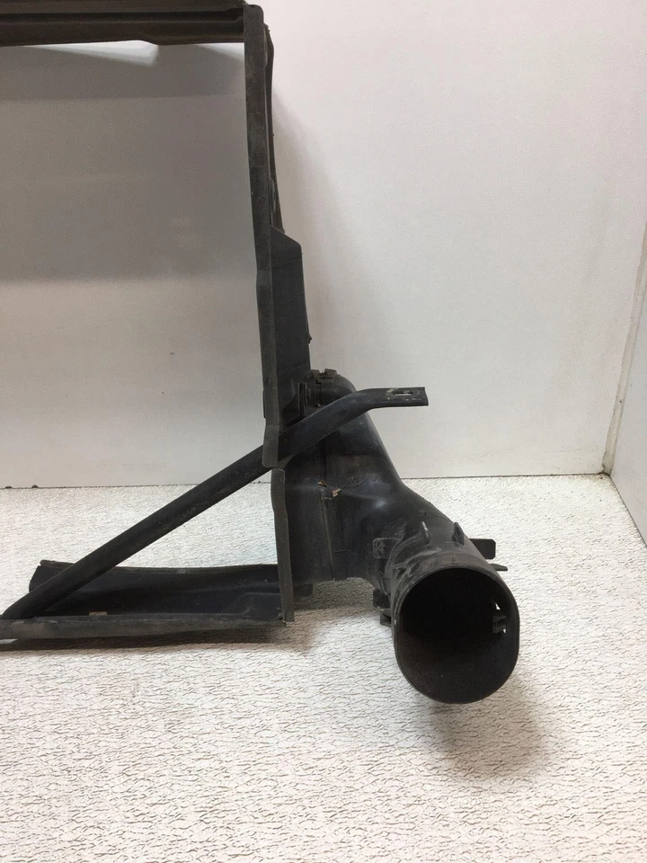 09 BMW 528I Radiator Support - Image 2 of 2