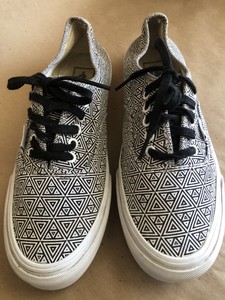 vans authentic pattern