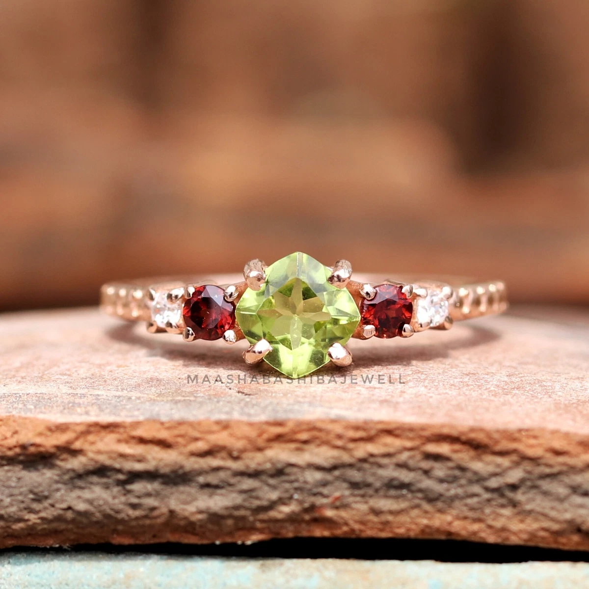 Details more than 163 and peridot ring xkldase.edu.vn