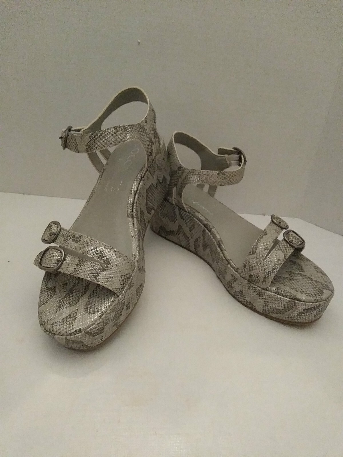 Snakeskin Platform Wedge Sandals Women Size 8M Coconuts by Matisse Slingback Heels-image
