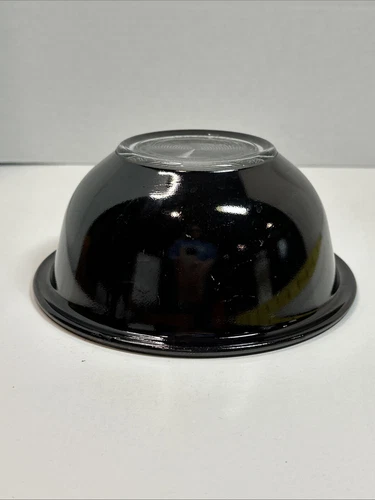 Vintage Pyrex Black 1 L Clear Bottom Mixing Bowl 322 Made in USA