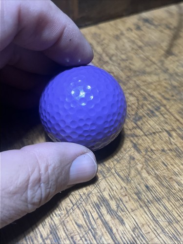 LOGO GOLFBALL - CRAYOLA FACTORY Purple BALL....NEU! - Bild 4 von 4