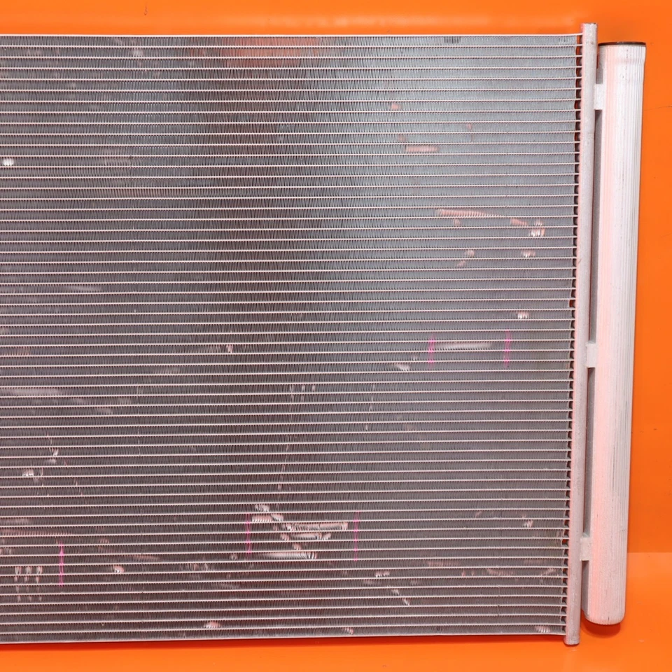 MERCEDES BENZ GT 63 AMG AC CONDENSER 2017 2018 2019 A0995000454 原始设备制造商 — 第 3/4 张图片