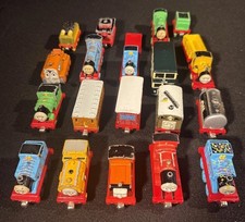 Y2k Thomas and Friends Take N Play Die Cast Magnetic Train Engines/tractor Lot