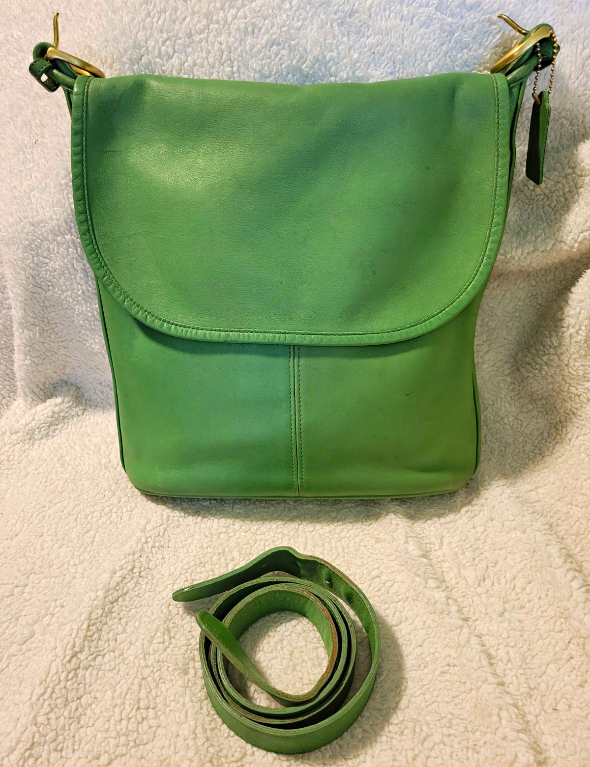Vintage 1995 Coach Whitney Shoulder Bag 4115 Pear - Gem