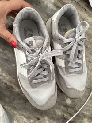 New Balance 237