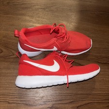 Nike Roshe s 6.5Y