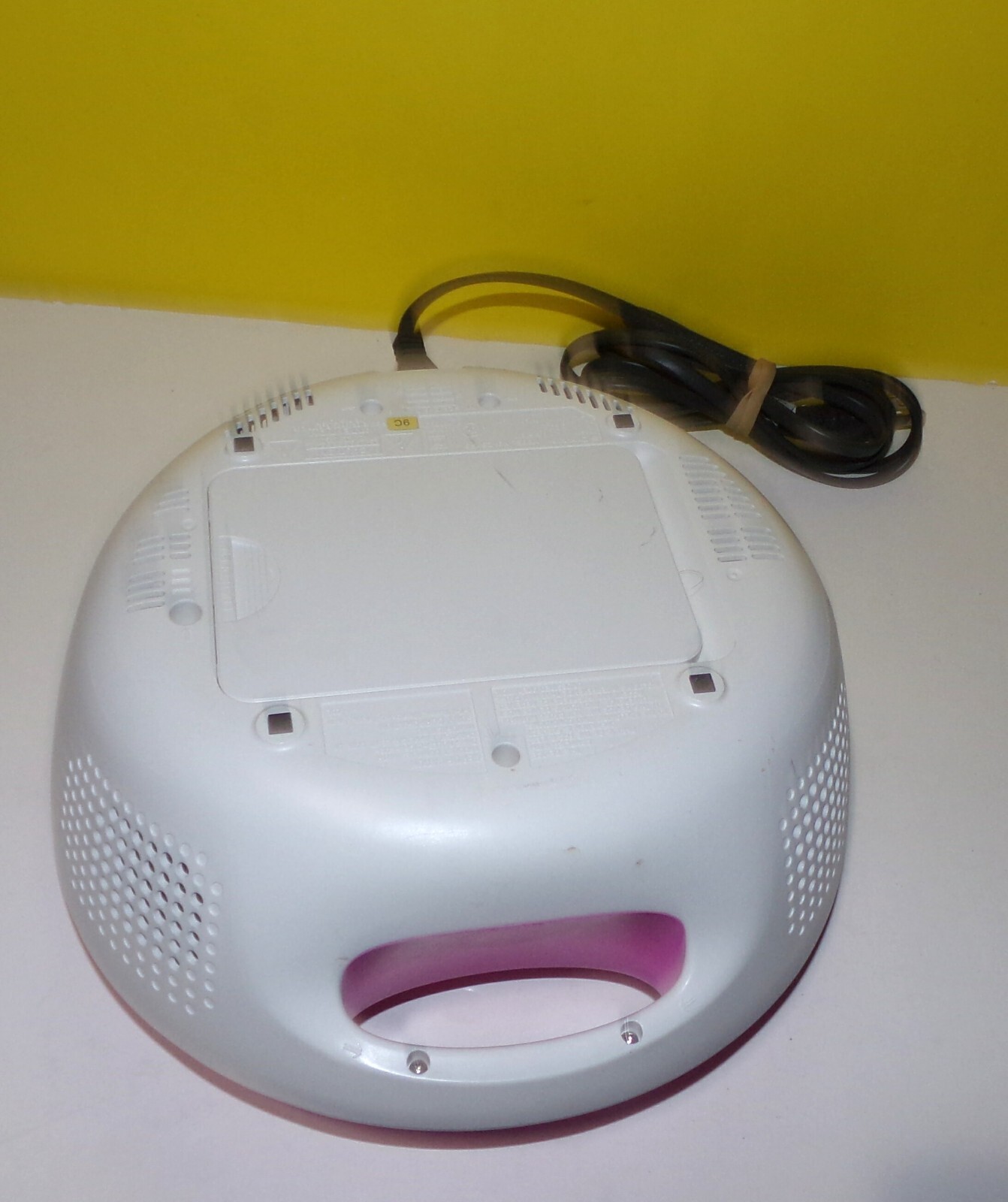 Sony ZS-E5 Pink Portable CD Player AM/FM Radio AUX Input Stereo Personal Boombox