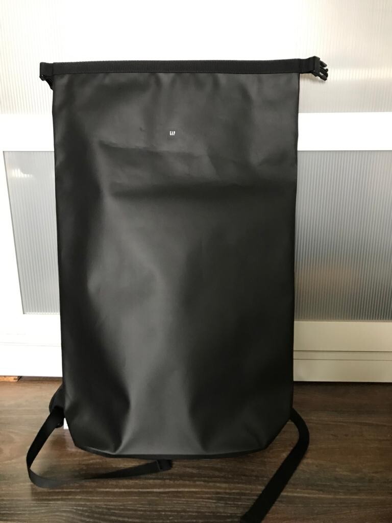 Kanye West Yeezy x Gap Dry Bag Engineered by Balenciaga | eBay Kanye West Yeezy x Gap Dry Bag Engineered by Balenciaga | eBay