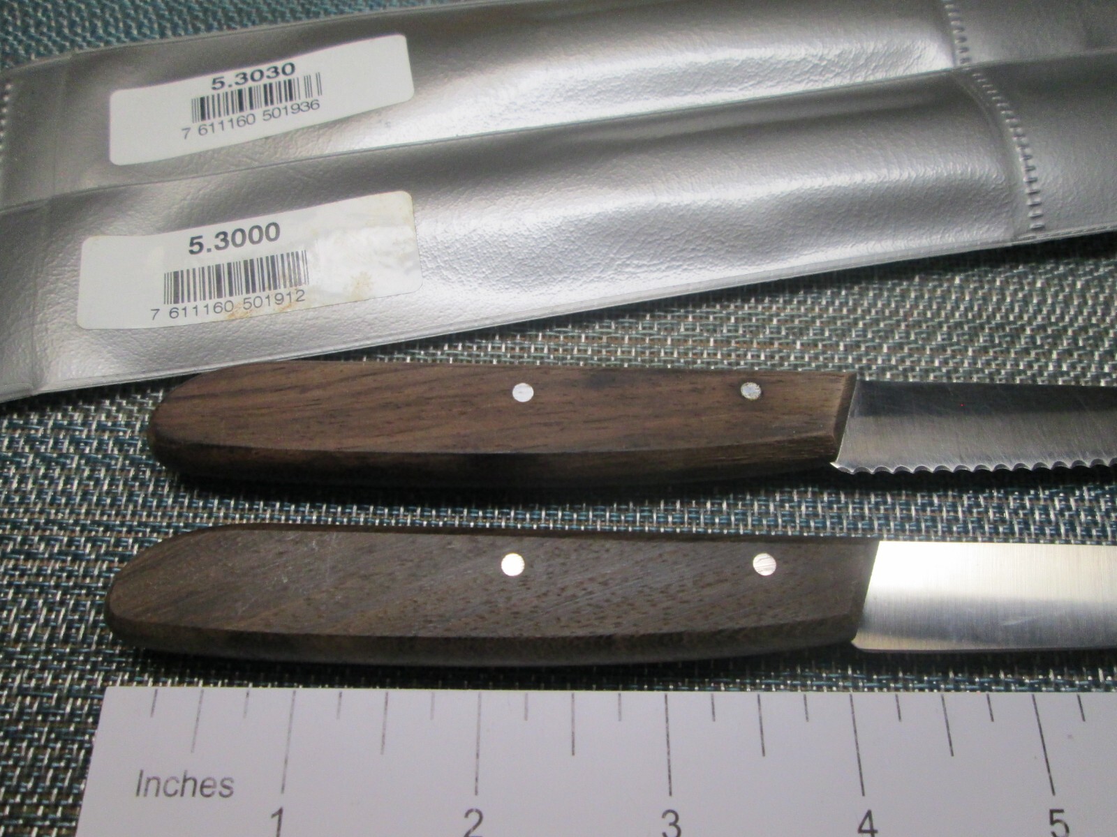 NEW Two Wood Handled Victorinox Stainless Steel Tomato & Paring Knife