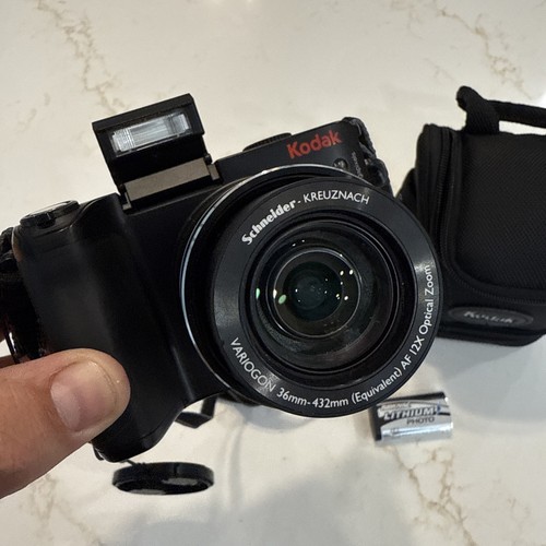 Kodak EasyShare Z8612 IS 8.1MP Digital Camera - Black Tested - Needs New Battery - Picture 3 of 21