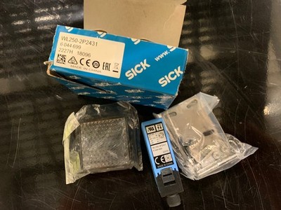 New WL250-2P2431 SICK Photoelectric Retro-reflective Sensor 