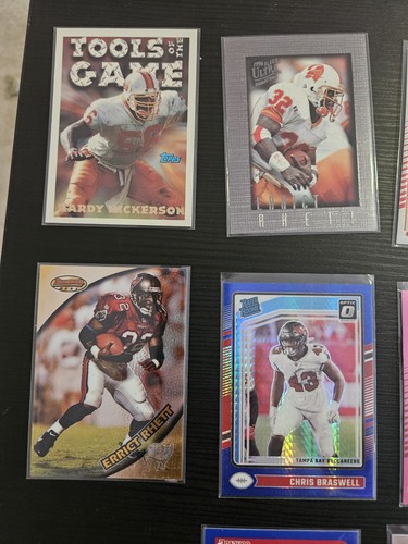 Tampa Bay Buccaneers - 25 Card Lot (Rookies, Stars, Inserts, Parallels) - Afbeelding 2 van 11