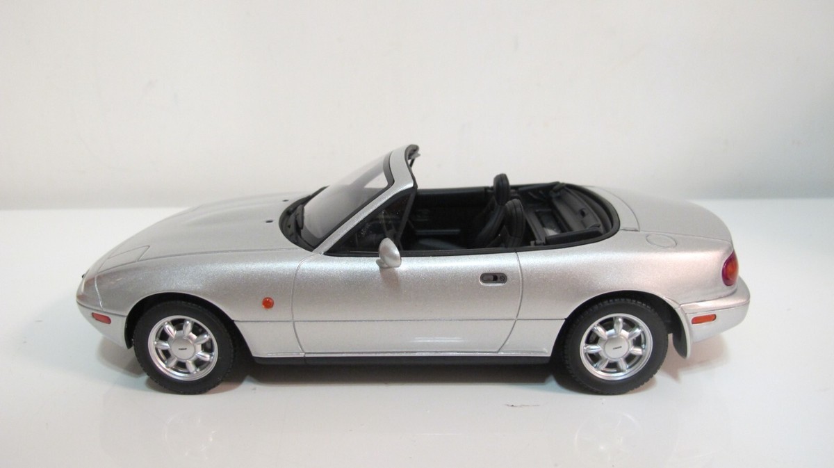 マツダ MX-5 ロードスター シルバー 1/18 オットー OTTO 京商 1:18 OTTOMOBILE 1990 MAZDA MX-5 MIATA SILVER OT321 RESIN