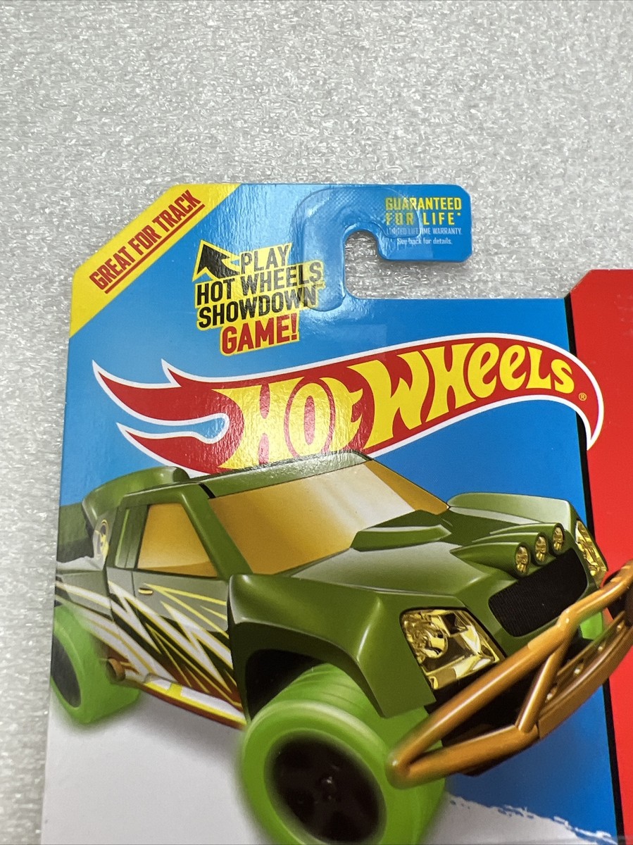 Hot Wheels “HW Race” Off Track 2014 Treasure Hunt New On Card B193