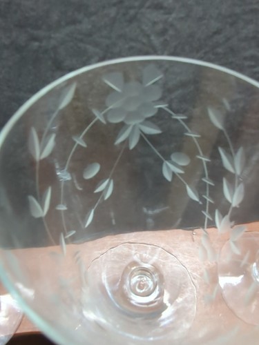 Vintage Antique Elegant Cut Glass Floral Flower Tumblers Etched Glass Set Four - Picture 5 of 9