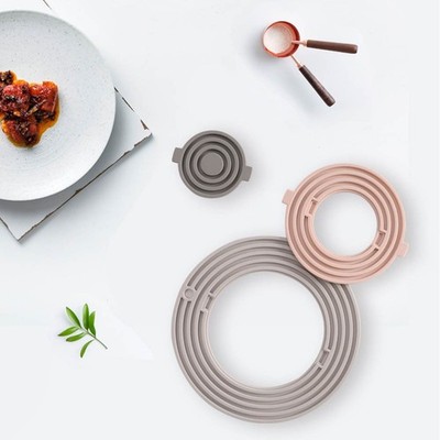 Kitchen Essentials 3 in 1 Silikon Untersetzer f��r hei?e Speisen Tassen und Ser