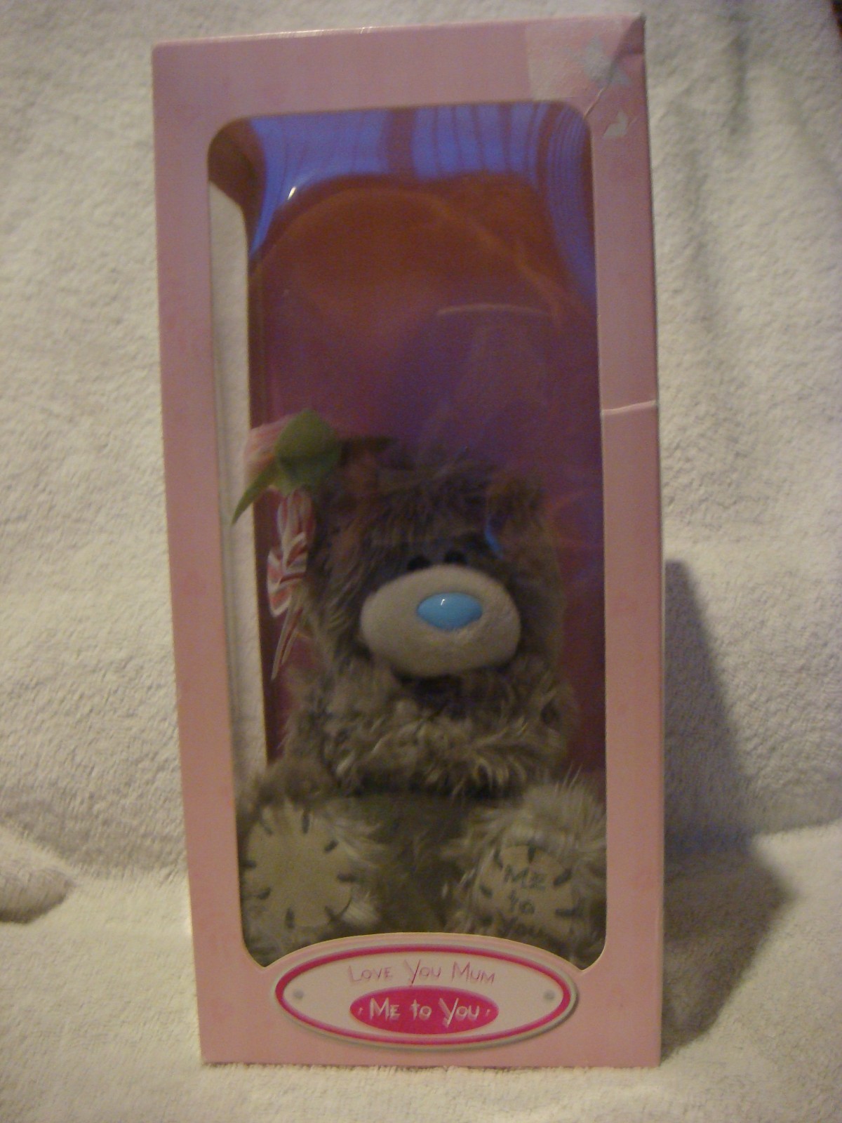 Me To You  Tatty Teddy 6inch holding pink rose boxed mum
