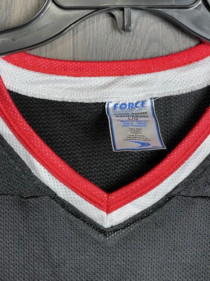 Camiseta deportiva de hockey Canada Skills Academy emitida por el jugador adulto grande negra #97 Foto 3 de 4